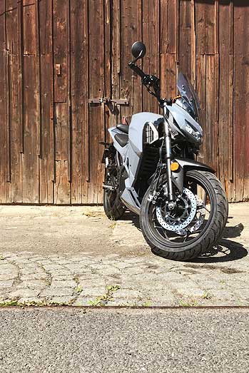 Sale of electric motorcycle DEVS 601